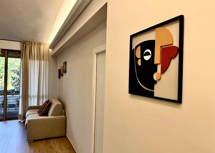 Luxury Metro Cornelia Apartment Rom