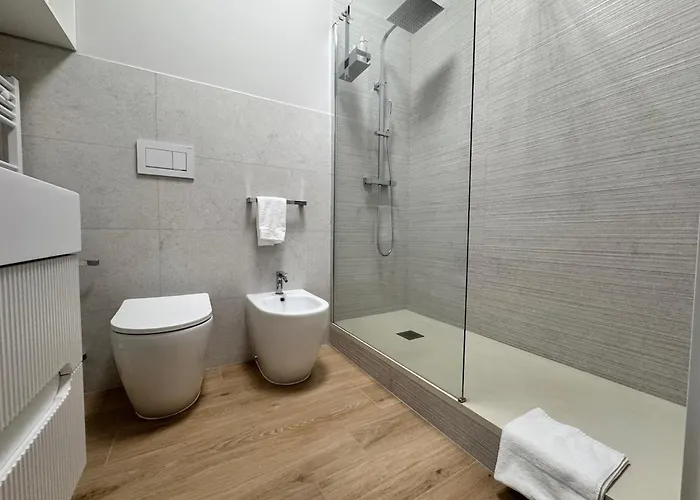 Apartment Luxury Metro Cornelia